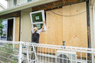 サッシの取り付け